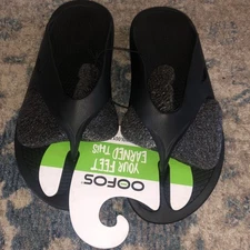Oofos sandals - Receivers technology for your feet. Women’s size 9 Men’s size 7 