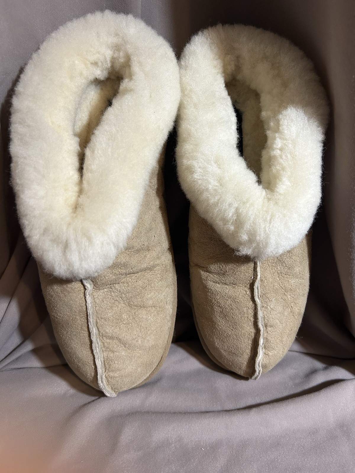 SAOLA PANTOFOLE PORTAPIEDI PELLE DI PECORA PASTORE NUOVE SENZA ETICHETTE O SCATOLA CON SUOLA ANTISCIVOLO TAGLIA 42 11