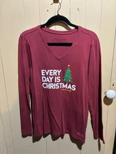 Life Is Good Every Day is Christmas Long Sleeve VNeck Tee - Size M