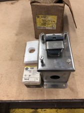 ALLEN BRADLEY 800H-1HJ4 Heavy Duty Push Button StationNew Old Stock