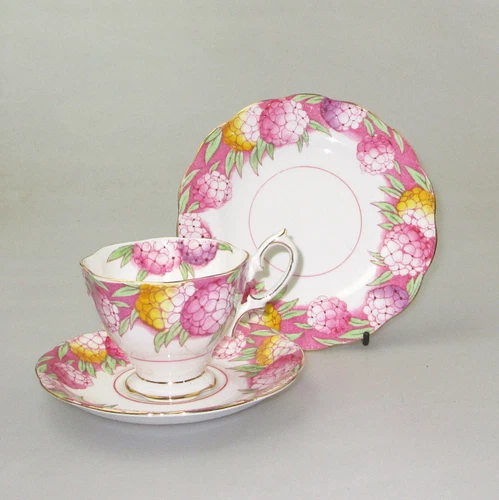 Royal Albert China Candy Tuft Trio No2250
