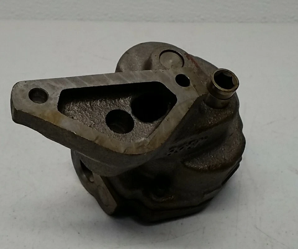 Bomba de aceite de motor Mahle 601-8017 - Ingeniería de precisión para un rendimiento confiable Foto 3 de 4