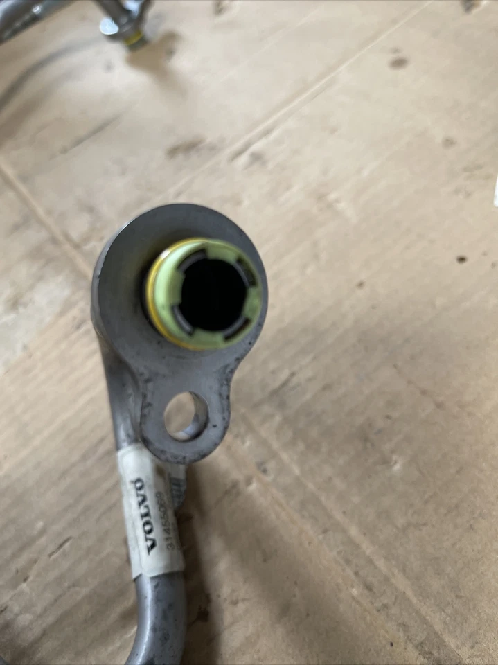 Volvo S60 T5 2017 2,0 t aire acondicionado línea de succión manguera conjunto XC60 S60 OEM 🔥 Foto 3 de 3