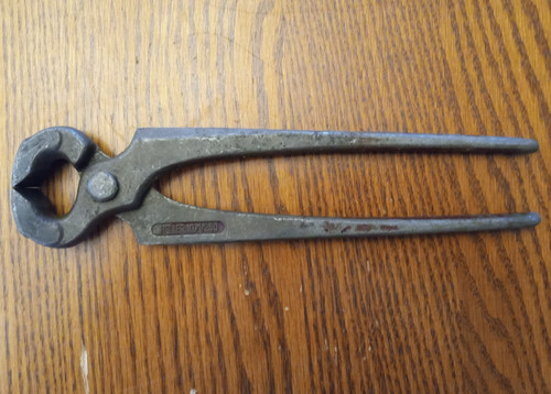 Vintage HELLER 10" Hoof Nippers. Model # 1071/250. Made in USA