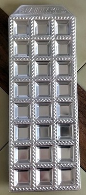 Vintage RAVIOLAMP Ravioli Pasta Maker Mold (24 squares) IPS Torino, Italy