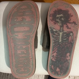 Sanuk Grateful Dead Sandals Brown Band Logo Skeleton Design