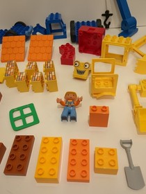 LEGO 3297 - DUPLO: Bob The Builder: Scoop and Lofty at the Building Yard - 2005