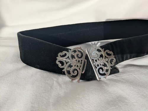 Antique Silver Nurses Belt Buckle Hallmarked 1911, Ornate Openwork, needs repair - Picture 22 of 23