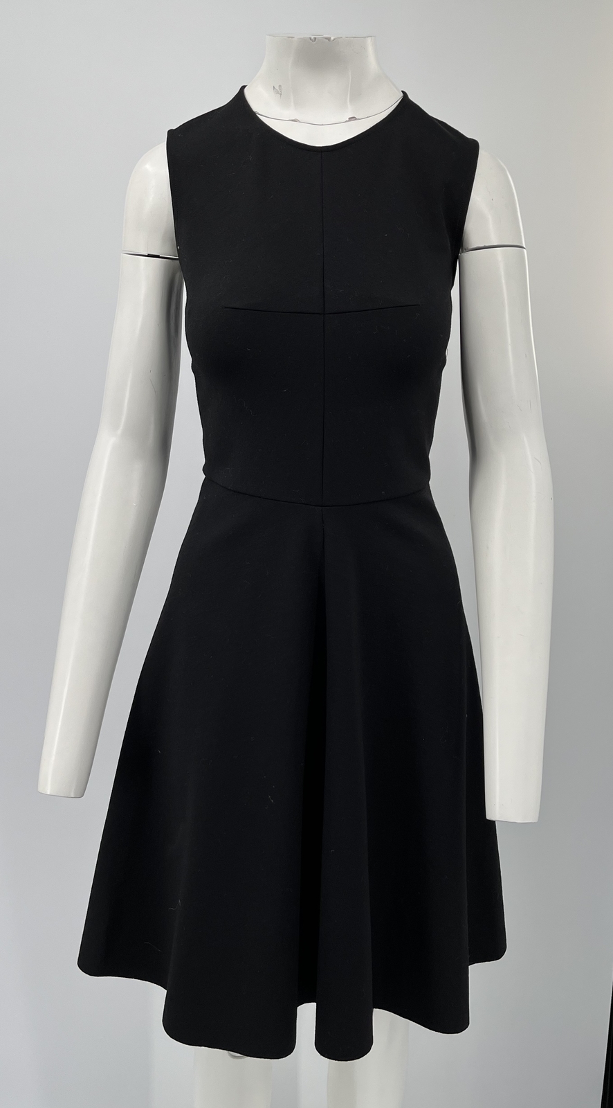 Abito senza maniche Yves Saint Laurent misto lana nera + svasato taglia 38