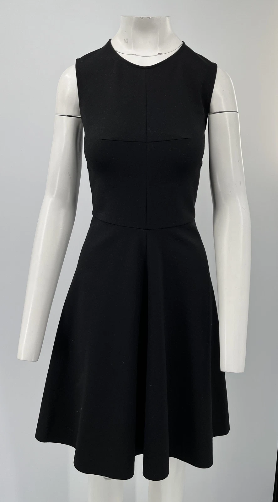 SAINT LAURENT (YSL) Abito senza maniche Yves Saint Laurent misto lana nera + svasato taglia 38