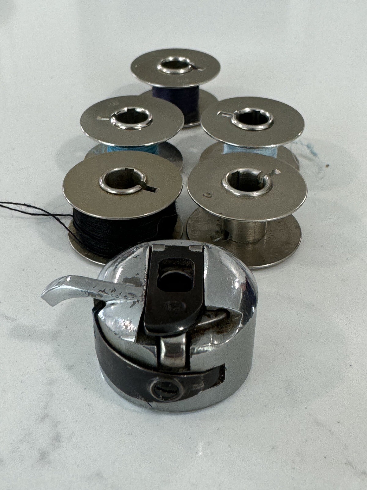 VINTAGE NECCHI BOBBIN CASE 21076 And 5 BOBBINS eBay