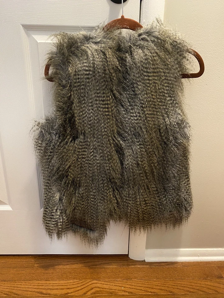 Bebe Chaleco Mujer Talla Mediana Ultra Suave Imitación Piel de Zorro Marrón Top Blusa de Diseñador Foto 2 de 2