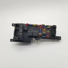 2001-2004 VOLVO S60 UNDER HOOD FUSE BOX RELAY PANEL POWER BOX 8678449 OEM