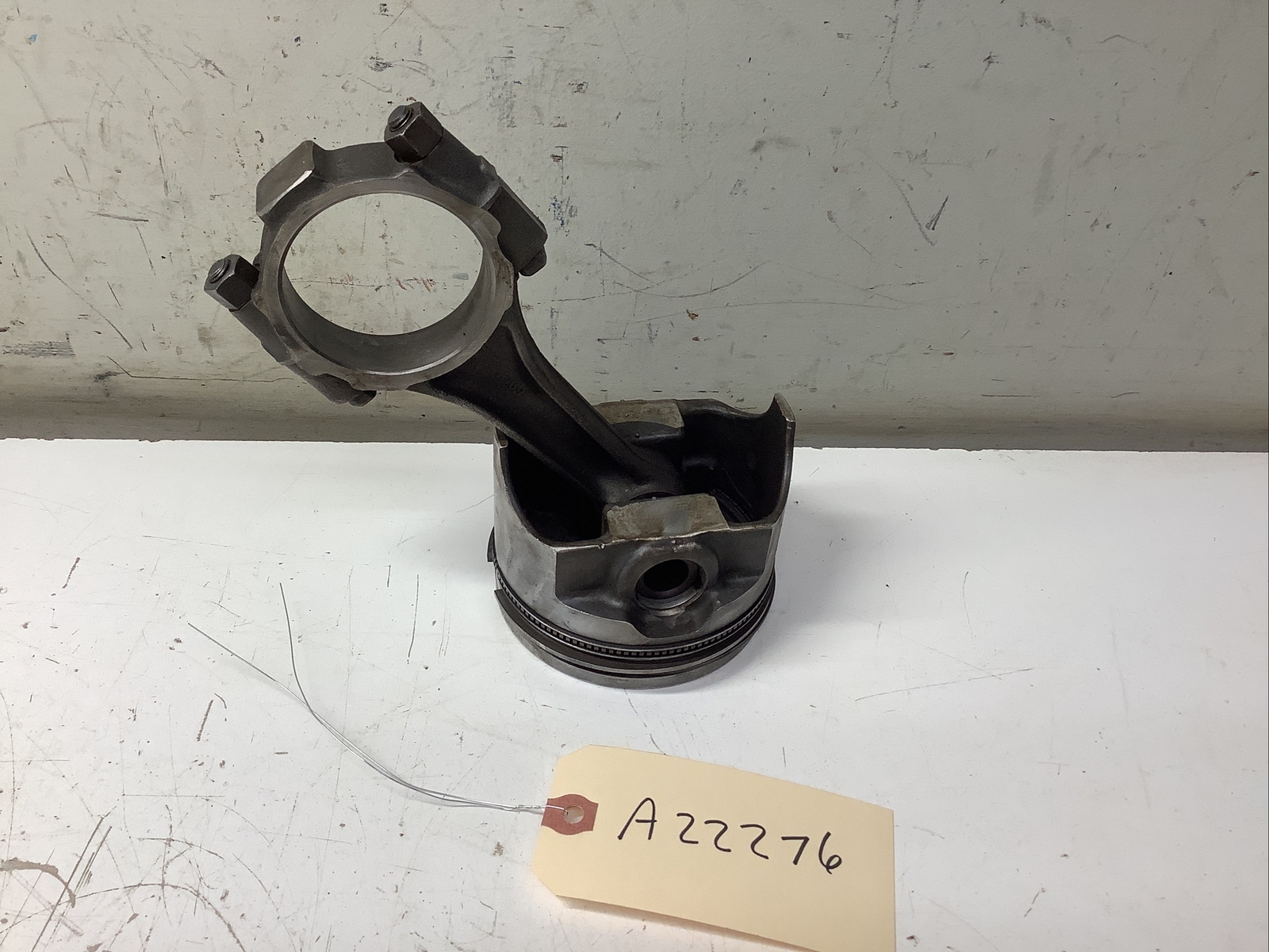 FORD 302 CONNECTING ROD & PISTON ASSEMBLY .30 OVER PISTON ROD C8OEA eBay