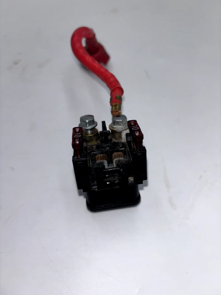 Yamaha WR250F 2012 03-13 montaje de relé de arranque Foto 4 de 4