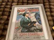 STAR TREK Poster Signed 28x  William Shatner,Nichelle Nichols, Kate Mulgrew