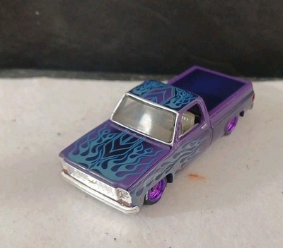 M2 Machines (CUSTOMIZED) 1:64  Chevrolet 1975 Pickup Truck  Purple/Blue Flames 