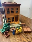 VTG 1970s Fisher Price Little People Sesame Street Building w/ Accessories #938