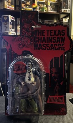 Trick Or Treat Studios Texas Chainsaw Massacre Don t Mess With Texas Leatherface