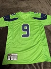 Kenneth Walker III NFL Seattle Seahawks Green Autographed Jersey - Beckett Auth