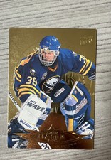 1995-96 Fleer Ultra - Dominik Hasek #18 Gold Medallion Edition