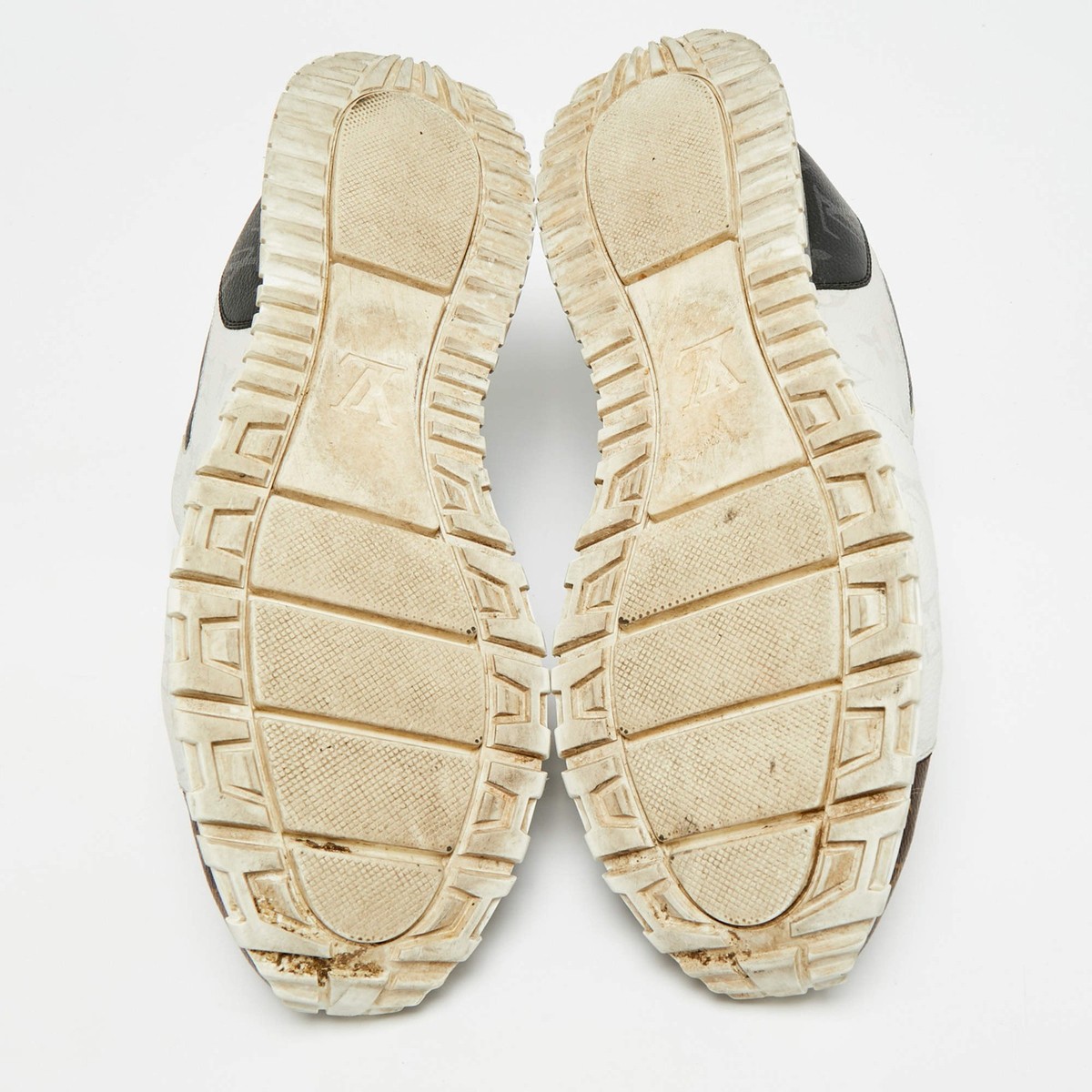 Louis Vuitton Run Away Size 45 Multicolor Monogram Canvas 