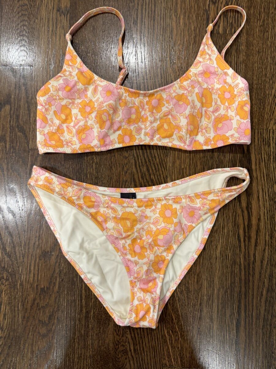 Triangl Swimwear Paisley Swimsuit 2 Piece Bikini Set Size Triangl Swimwear Paisley Swimsuit 2 Piece Bikini Set Size