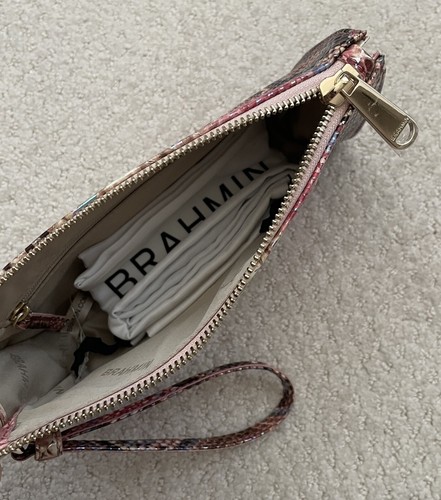 New Brahmin DAISY Large Zip Wristlet Clutch PINK ALL OVER SNAKE Iridescent NWT - Picture 16 of 16