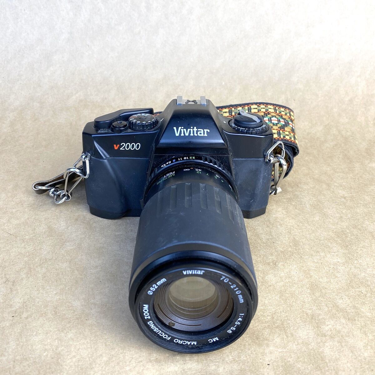 Vivitar V2000 35mm SLR Film Camera W/ Vivitar 70-210mm 1:4.5-5.6 & Vintage  Strap
