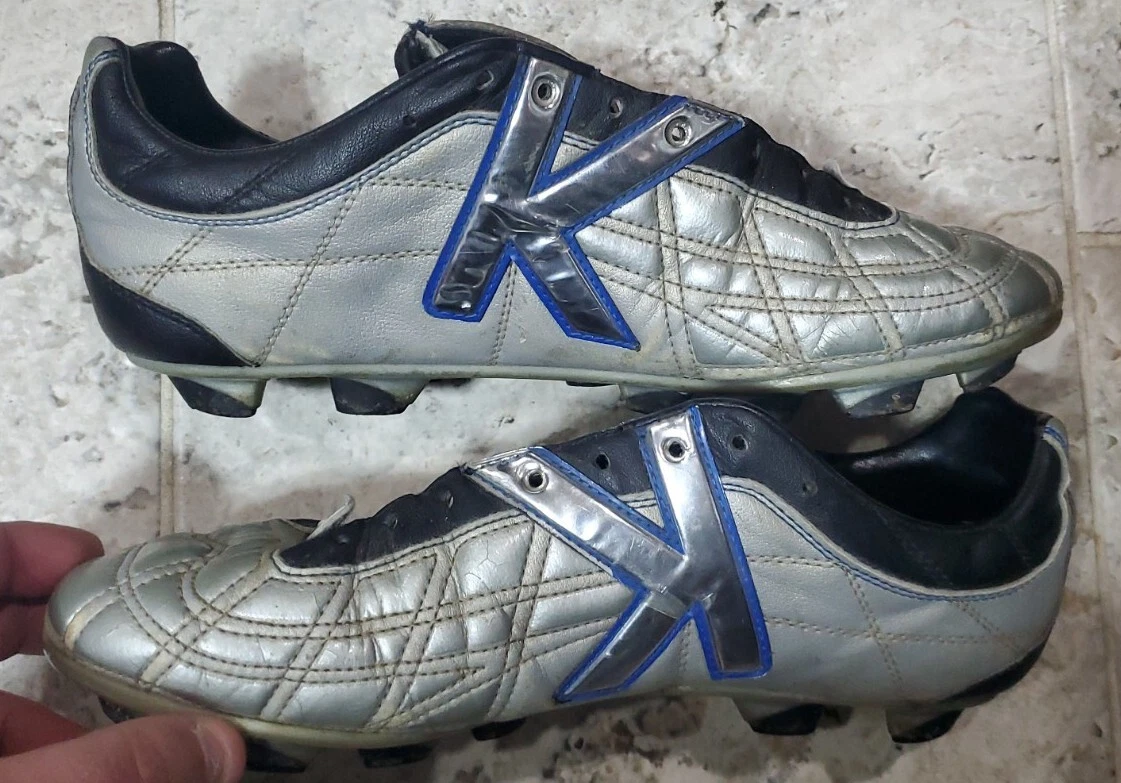 kelme soccer cleats