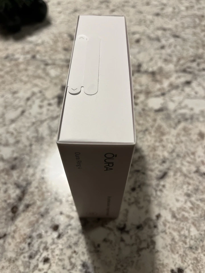 Oura Ring Gen 4 Brushed Silver, Size 10 - Image 3 of 4