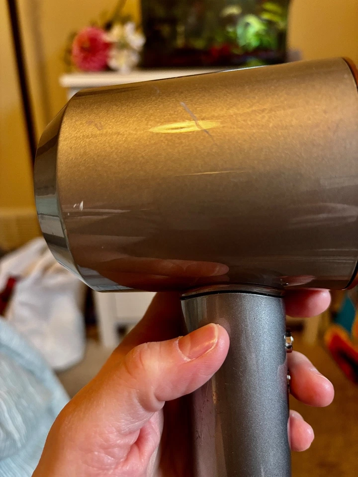 Used Dyson Supersonic Hair Dryer HD07 Attachments Copper Scuffs Scratches Used - Image 4 of 4