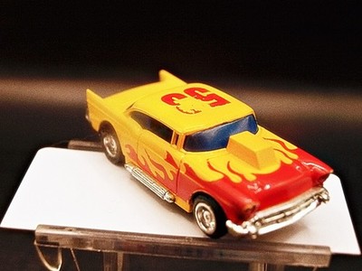 TYCO Pro '57 Chevy Yel/Red Flame #53 