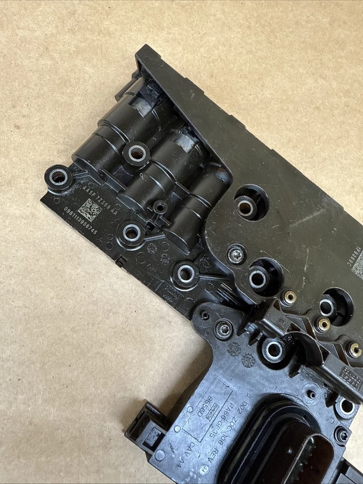 Conjunto de paquete de solenoide 6F50 6F55 con TCM 2007 hasta Lincoln MKX MKT OEM Foto 4 de 4