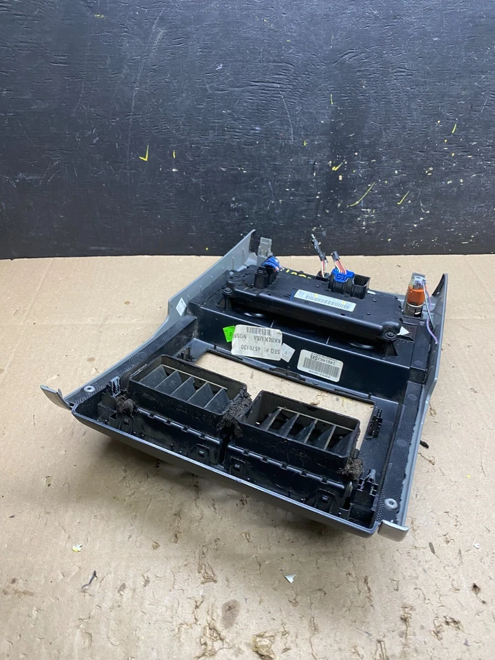 Jeep Liberty 2008 a 2012 tablero control de temperatura climático radio bisel u5099 DG Foto 4 de 4