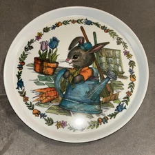 Vintage Peter Rabbit Plate #3101 Silite Inc Chicago 8.25" Melamine 