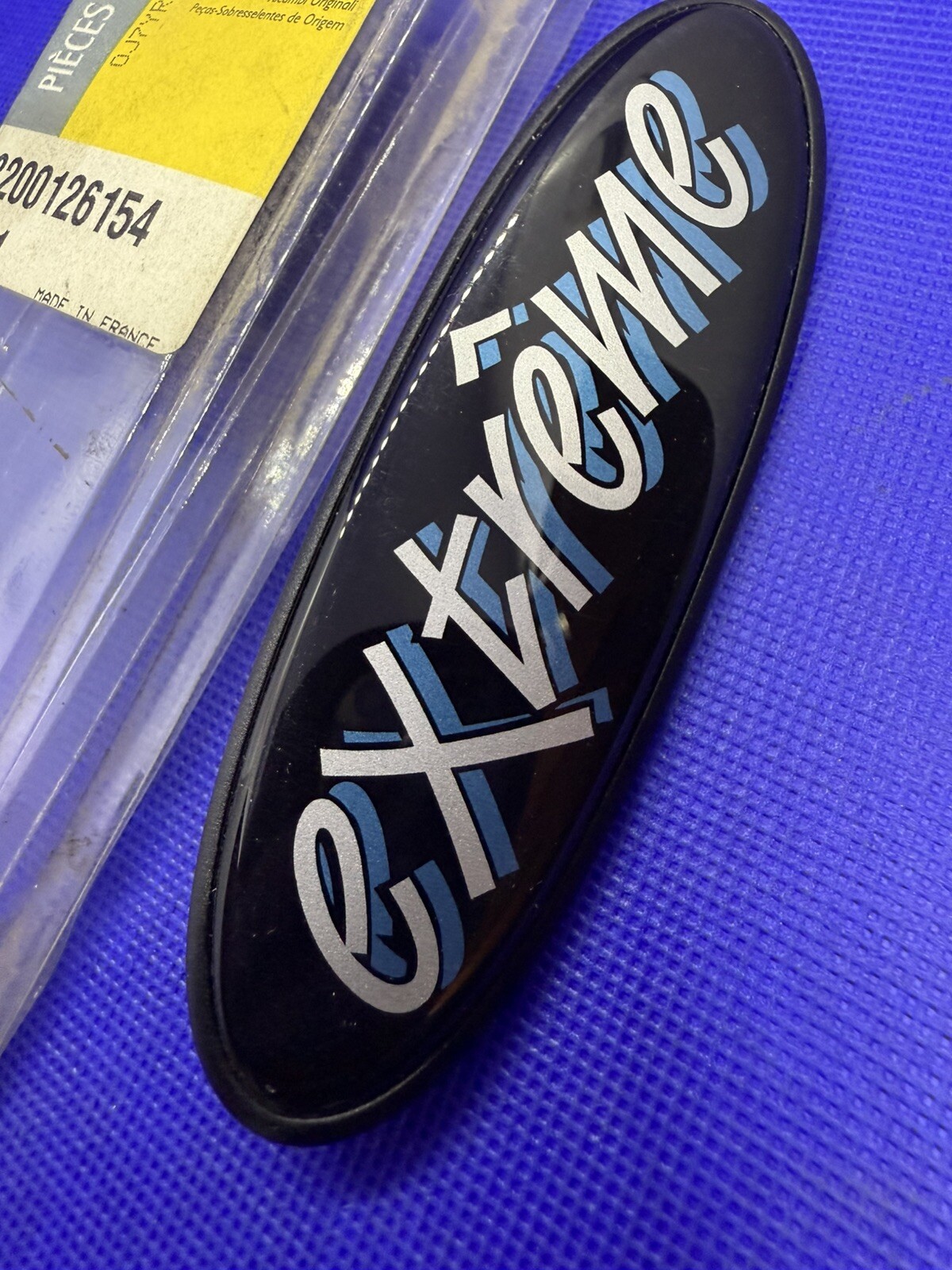 Sigle Renault d'origine pour Clio II Extreme | Finition argentée haut de gamme