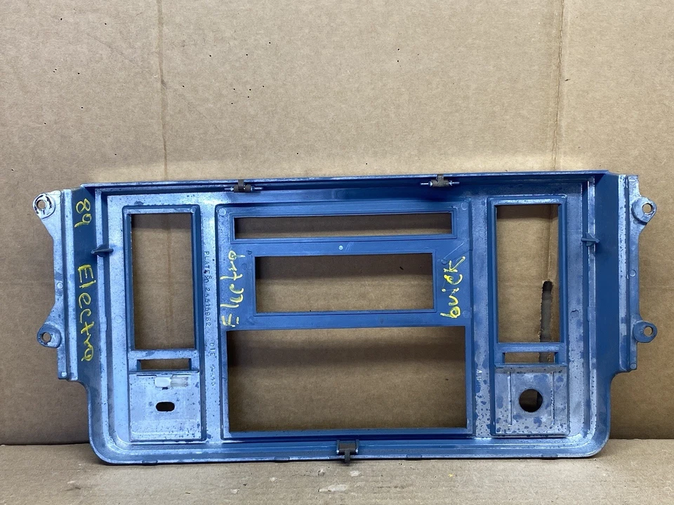 1989 BUICK ELECTRA RÁDIO PAINEL MOLDURA INSTRUMENTO USADO GRÃO DE MADEIRA - Imagem 2 de 4