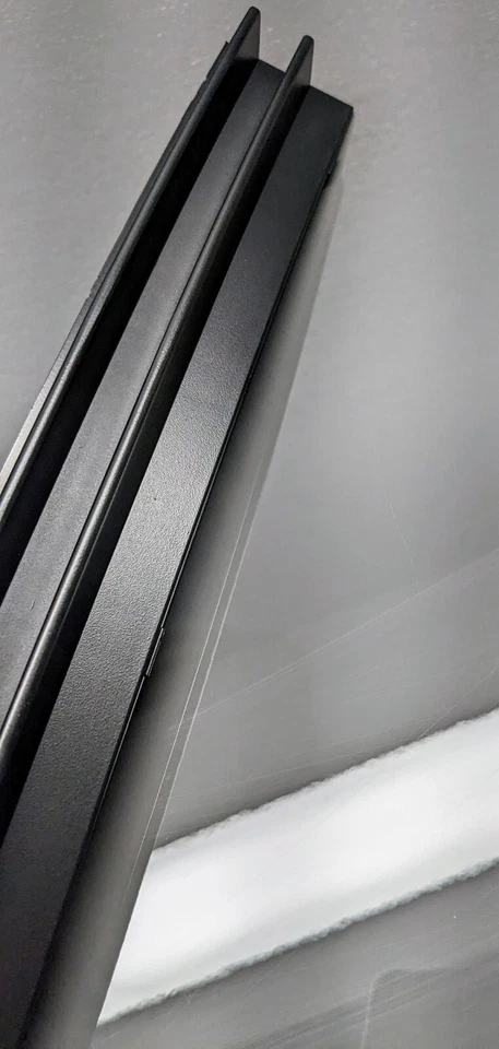 Placa de matrícula central BMW E31 borrar rejilla de moldura, pieza antigua BMW: 51111970220 Foto 2 de 4