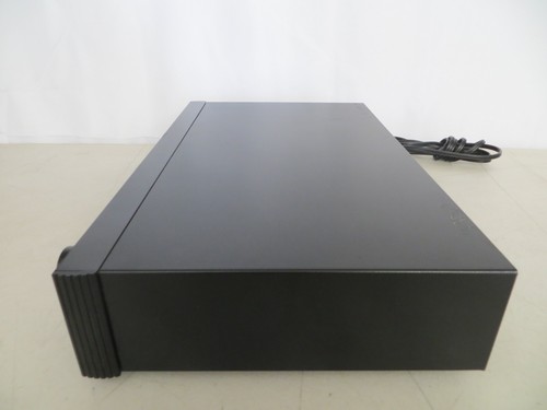 Rotel RTC940AX preamplifier with tuner and RR-939B remote control - POWER TESTED - Picture 4 of 7