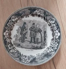 Montereau Le vieux garde LL&T L Lebeuf et Thibault faience plate