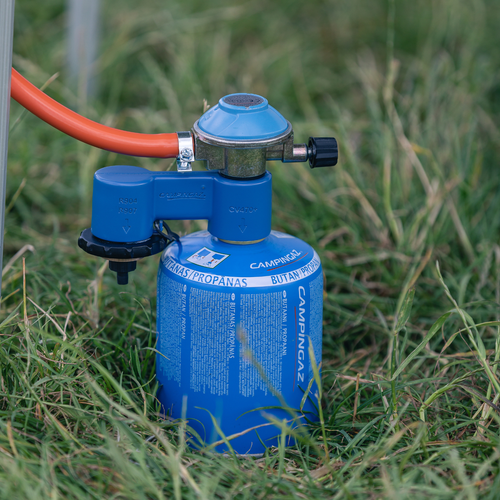 Campingaz Twin Connection Regulator Kit CV/R With Gas Hose and Clips - Picture 5 of 10