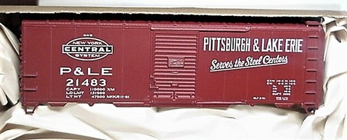 Accurail HO 8111 Pittsburgh & Lake Erie 40 'AAR Steel Boxcar # 21483 | Zustand: New