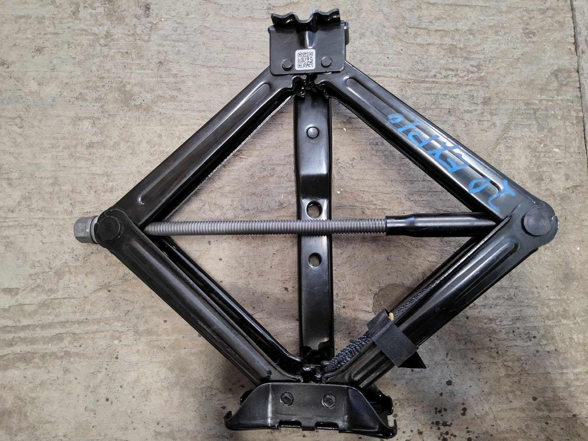 LB5C-17A078-AA JACK AND TOOL FORD EXPLORER 20-24 | eBay