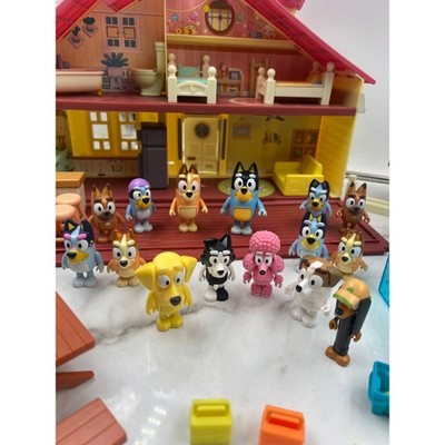 Bluey Ultimate Heeler House Beach Cabin Mega Lot Figures Furniture Pool Grill