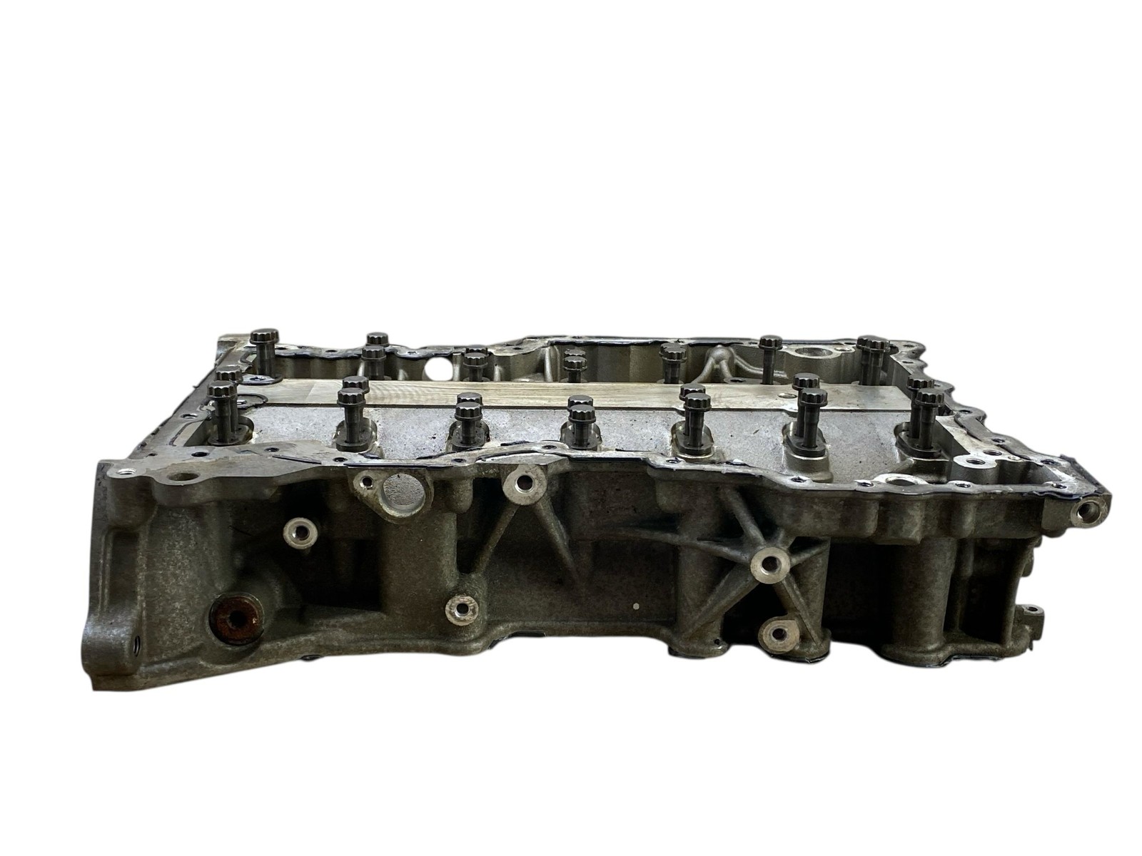 2017 BENTLEY BENTAYGA 6.0L W12 LOWER ENGINE BLOCK CRANKSHAFT CASE HOUSING 35K