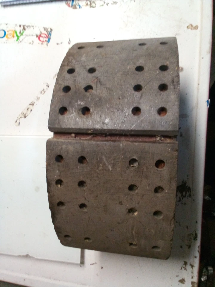 Nueva zapata de freno de aire fundido Rockwell 18" para Mack 60.000 lb GG4471TCR agujero pequeño Foto 2 de 4