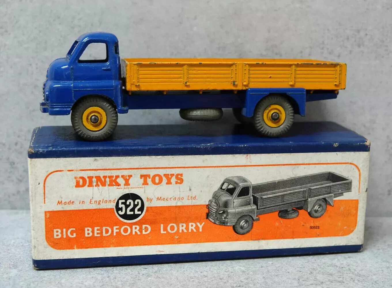Dinky 522, Big Bedford Lorry - Free Price Guide & Review