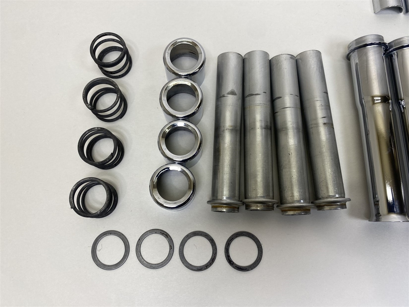 HarleyDavidson 2016 Street Glide Pushrod Tubes Lifters & Retainers