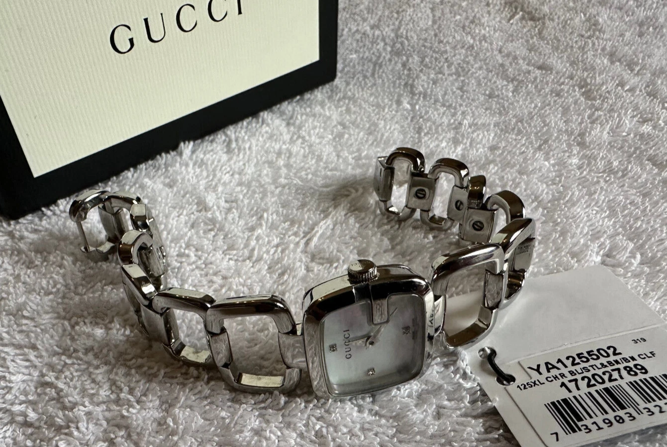 montre classique femme gucci ya125502 cadran nacre diamant s/acier
